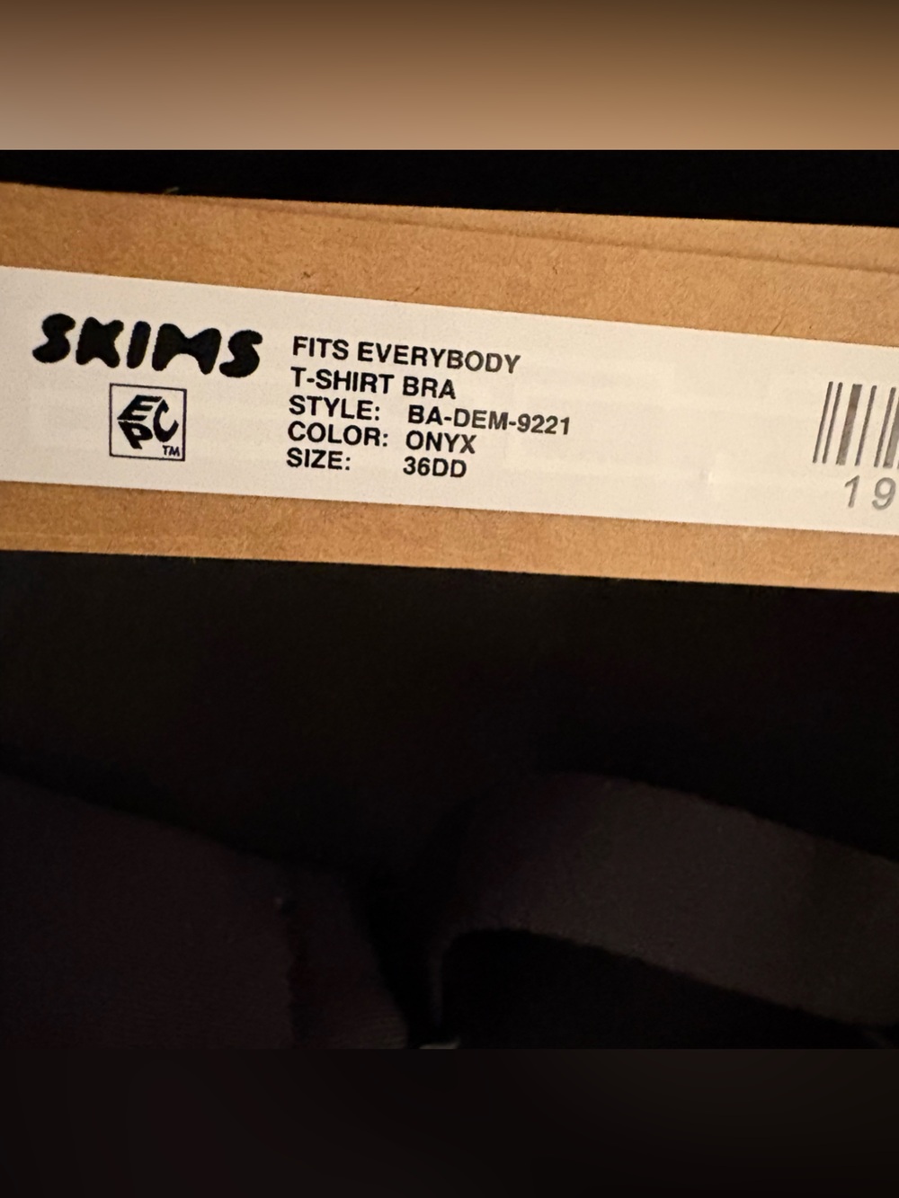 NEW SKIMS Fits Everybody T-shirt Bra‎ Black Onyx Underwire Lightly Lined - Picture 8 of 10